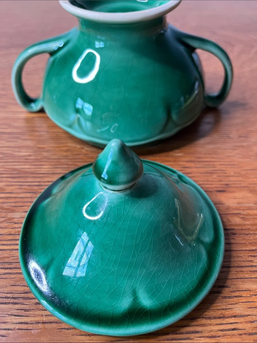 Vintage USA Green Pottery Covered Sugar Bowl. Emerald Glaze  Pedestal Candy Dish